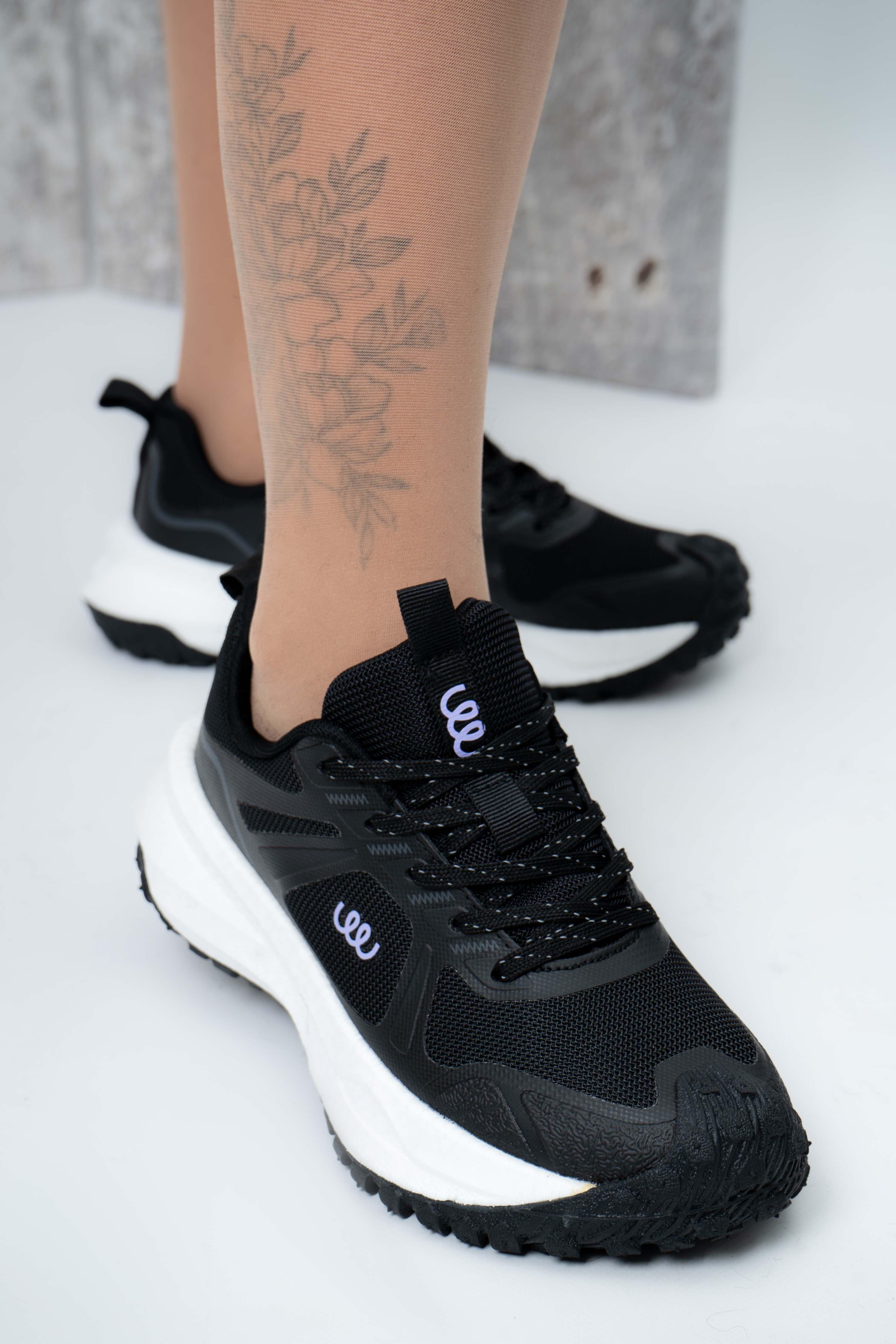 Кроссовки женские Where Uwear демисезонные р. 39 Черный (346964_39)