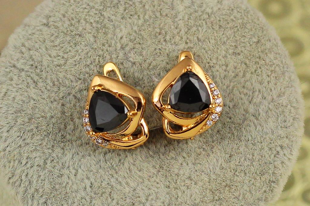 Серьги Xuping Jewelry трикветр с черным камнем 1,4 см Золотистый (2570317689)