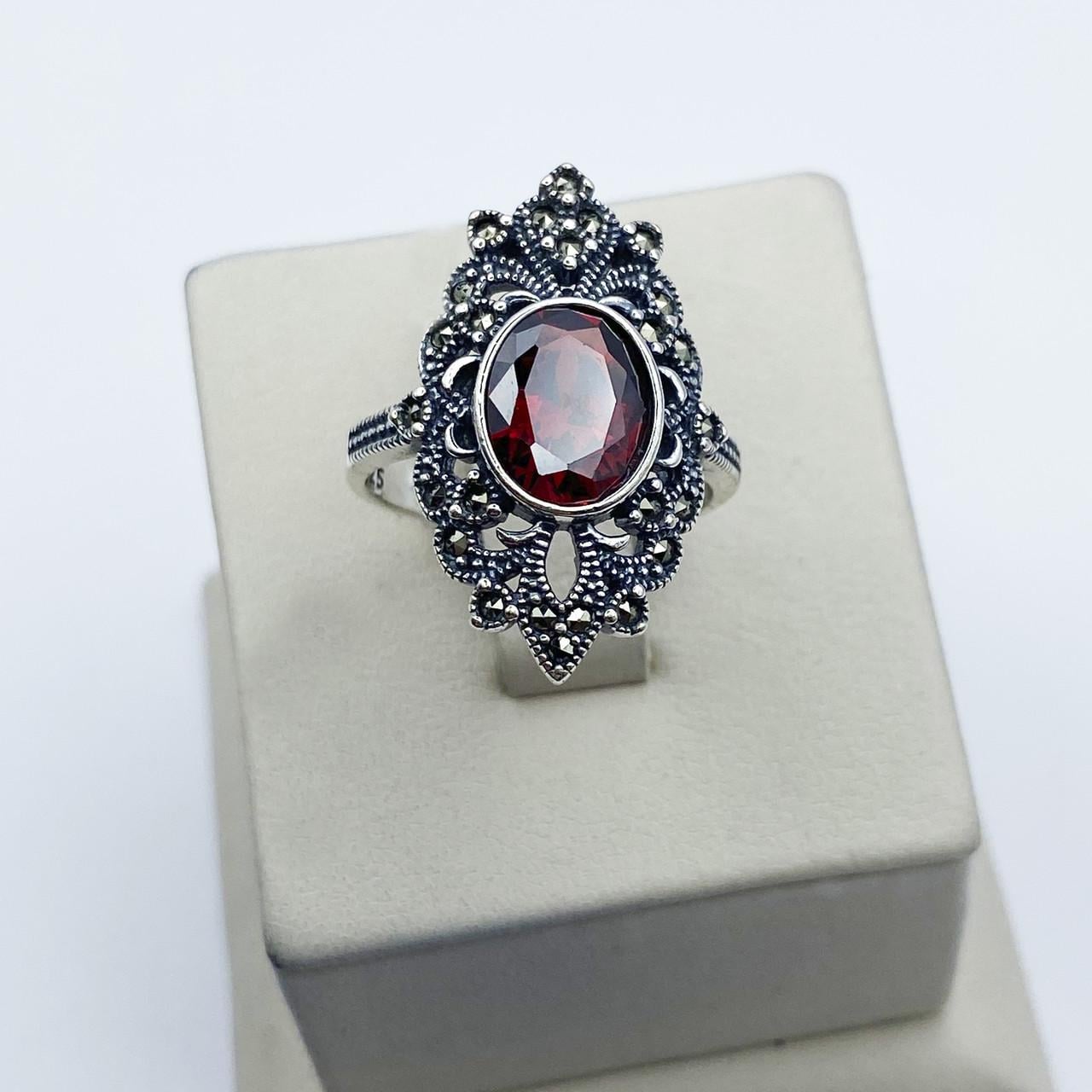Кільце срібне з гранатом і марказитом р. 20 6,75 г (2040456030)