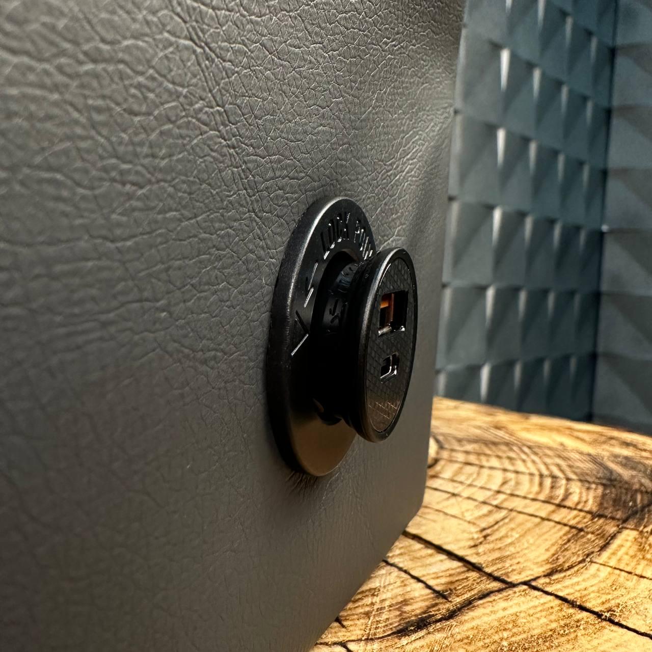 Зарядка в прикуриватель быстрая BASEUS TYPE C USB 30W - фото 3 Зарядка в прикуриватель быстрая BASEUS TYPE C USB 30W - фото 3