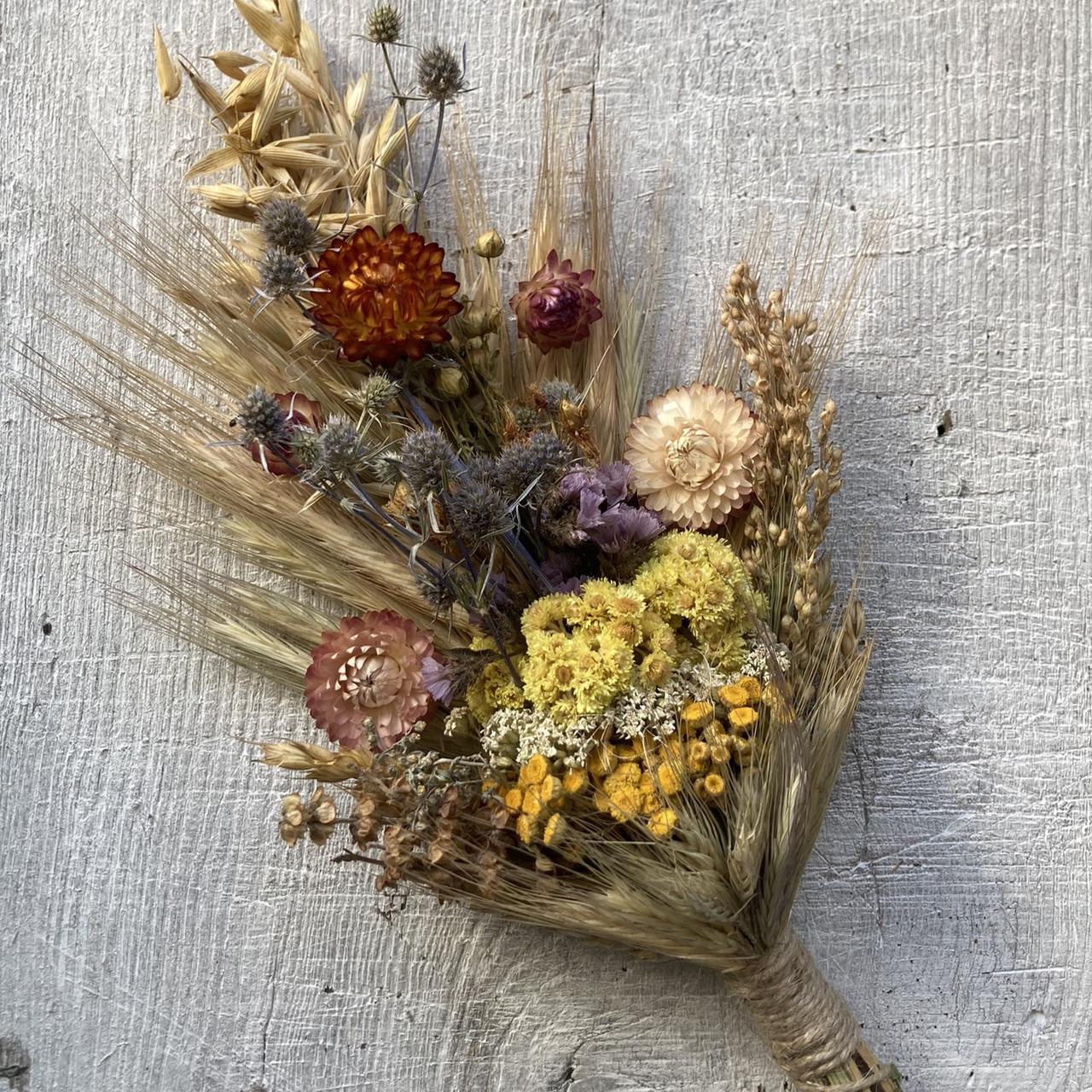 Оберег из сухоцветов полевых цветов и злаков 30 см (1696151010) - фото 2 Оберег из сухоцветов полевых цветов и злаков 30 см (1696151010) - фото 2