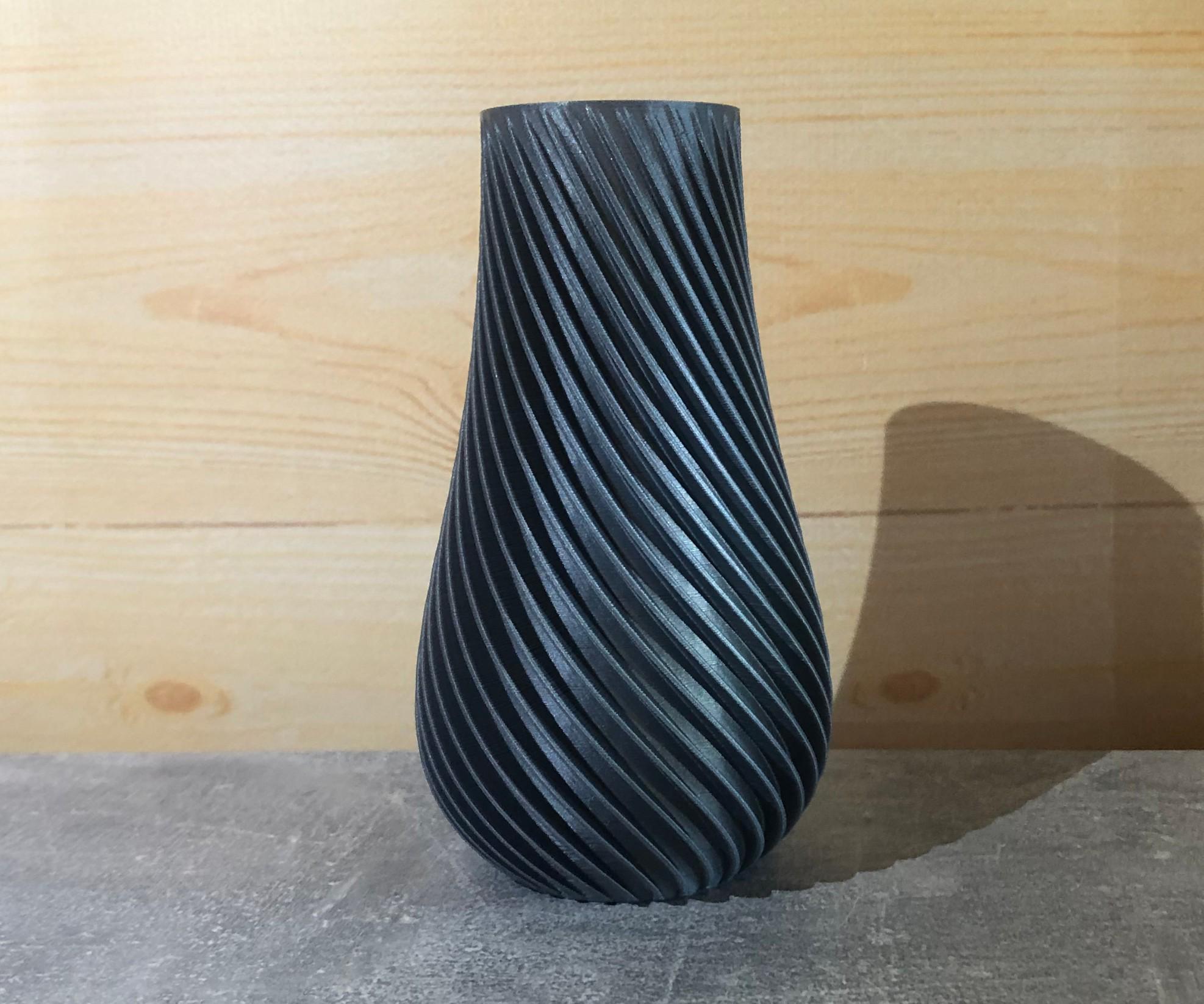 Ваза декоративная тонкостенная Спираль Серый металлик (12040030189) Ваза декоративная тонкостенная Спираль Серый металлик (12040030189)