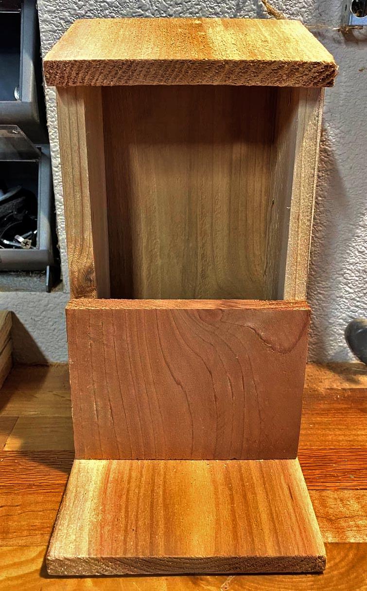 Годівниця для білок з дерева Фундук Сієна (ДДБ-000105) - фото 5