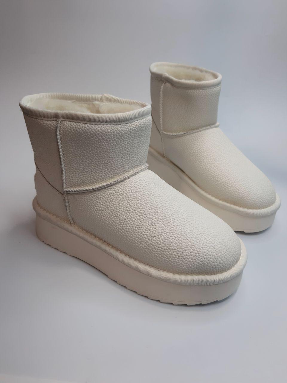 Уггі Stilli р. 36 23 см Білий (500-3 UG)