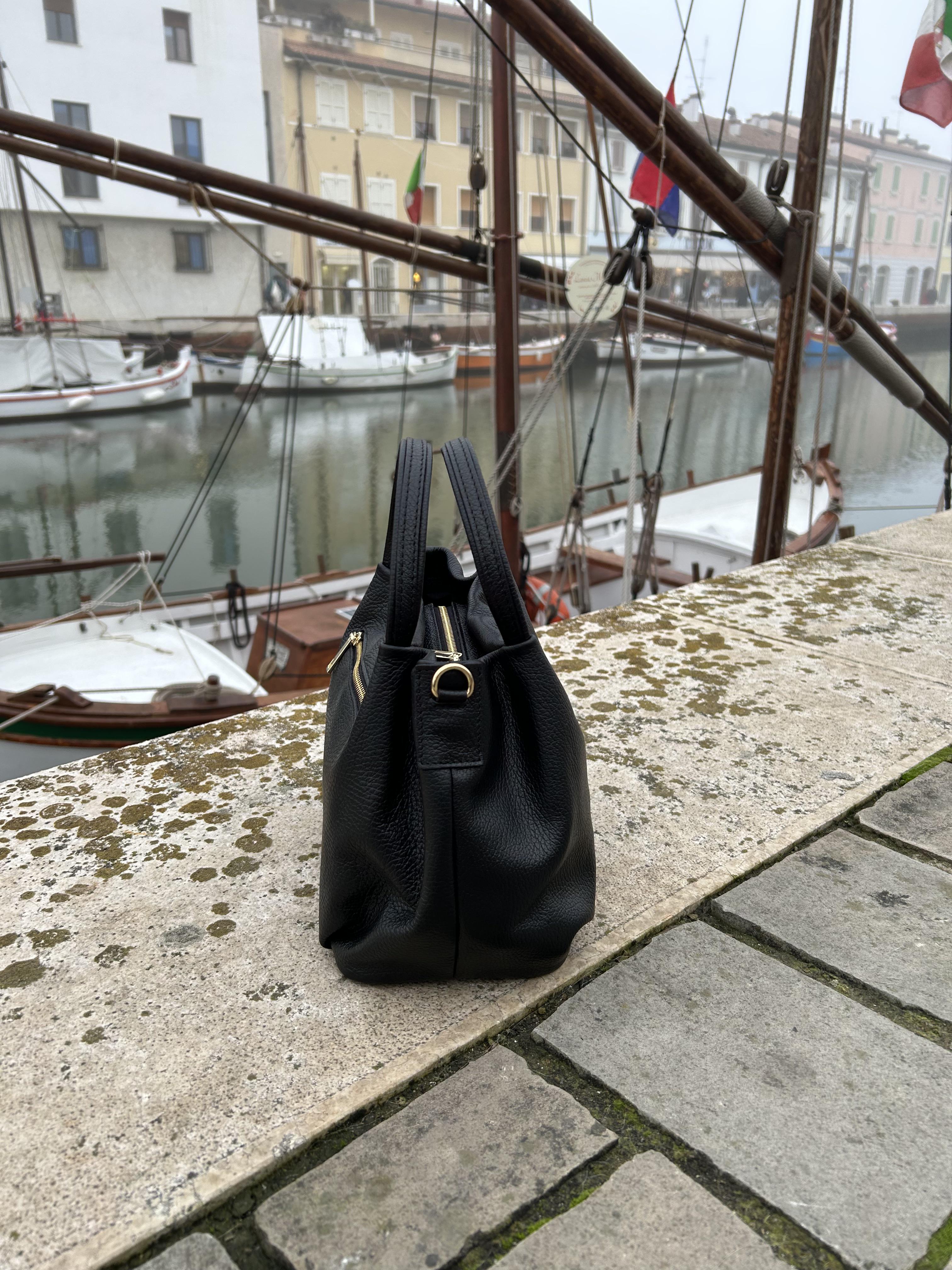 Сумка женская из натуральной кожи Черный (IT-1026-1) - фото 4 Сумка женская из натуральной кожи Черный (IT-1026-1) - фото 4