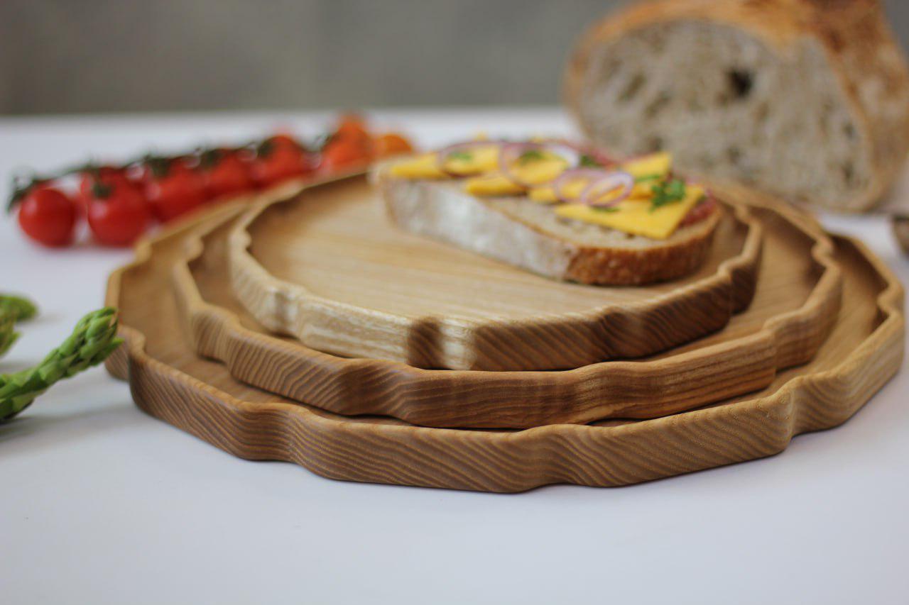 Набор тарелок из натурального дерева 3 шт. Дуб (WDB-35.4.2) Набор тарелок из натурального дерева 3 шт. Дуб (WDB-35.4.2)