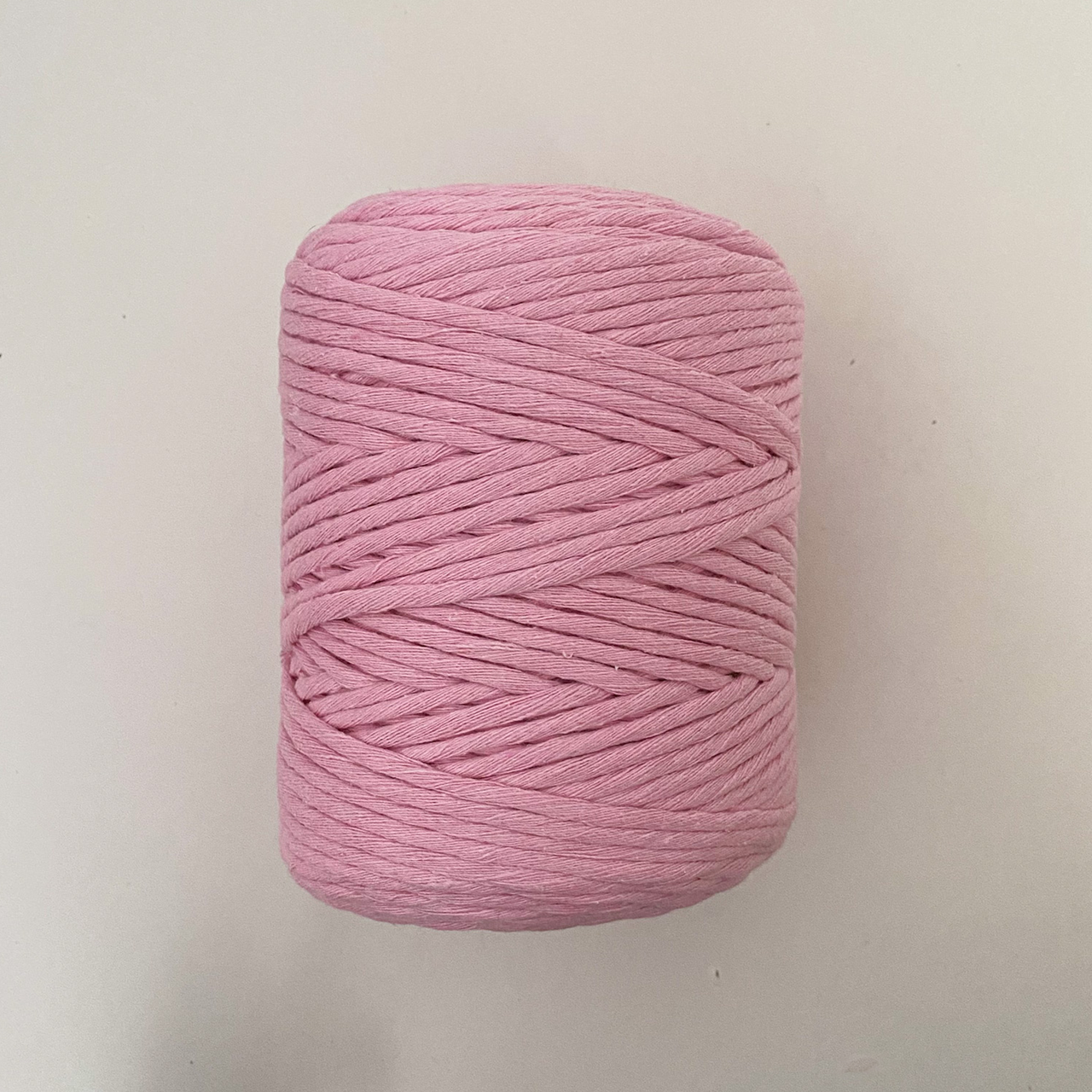 Шпагат для макраме Twisted Macrame 4 мм 500 г Рожевий №762