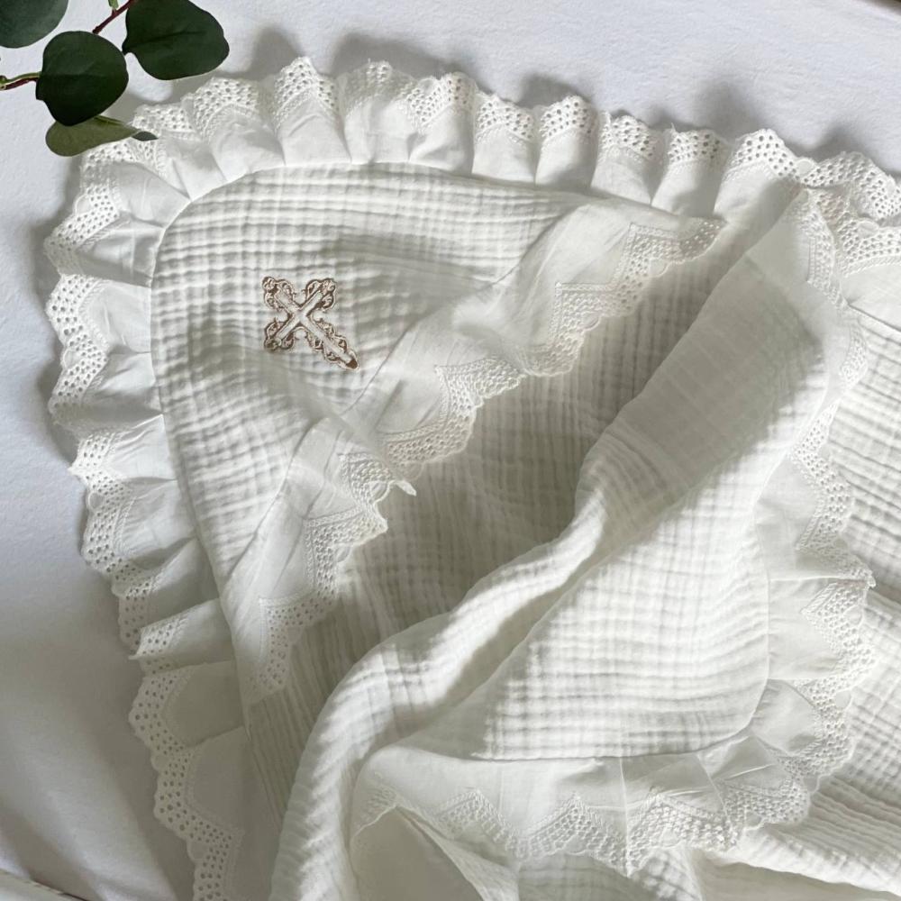 Крежма для крещения с кружевом Прошва зигзаг муслин 80х100 см Молочный (1695) Крежма для крещения с кружевом Прошва зигзаг муслин 80х100 см Молочный (1695)