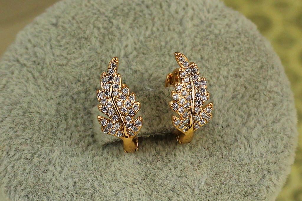 Сережки Xuping Jewelry Листочок із камінчиками 1,5 см Золотистий (2365969317)
