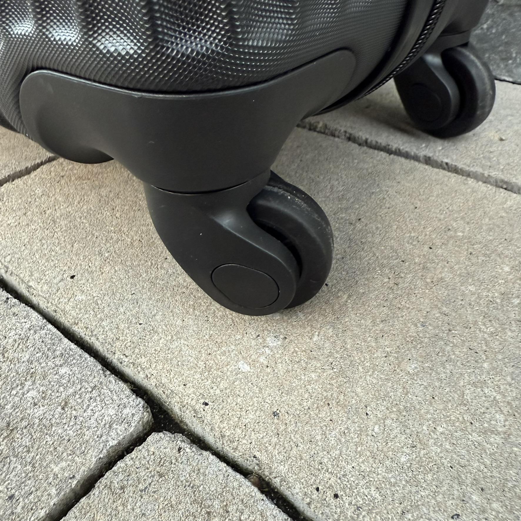 Чемодан Wings TR058 дорожный S Черный (30631212) - фото 7 Чемодан Wings TR058 дорожный S Черный (30631212) - фото 7