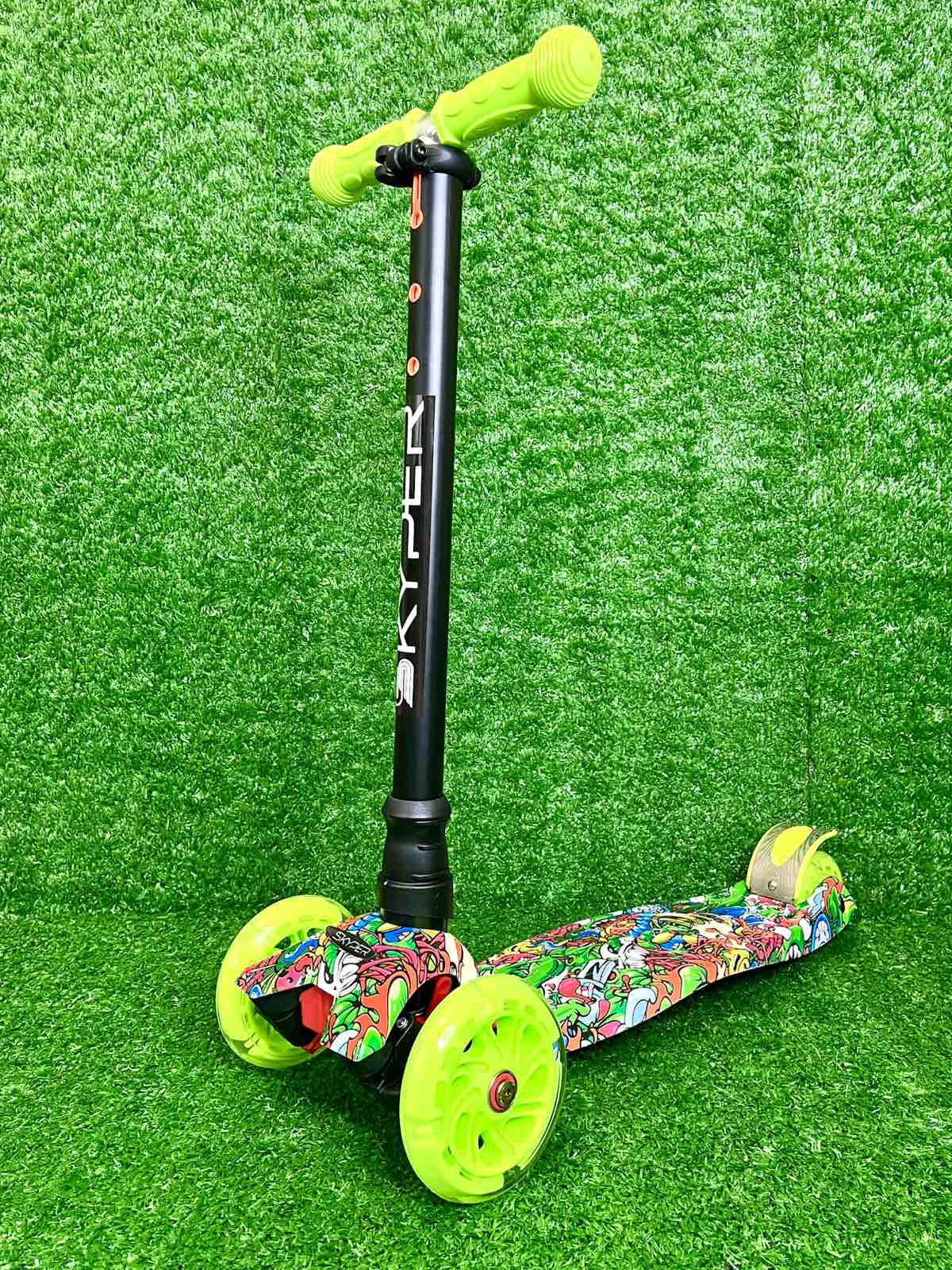 Самокат Skyper MAXI колеса PU свет Салатовый с черным (113-33565)