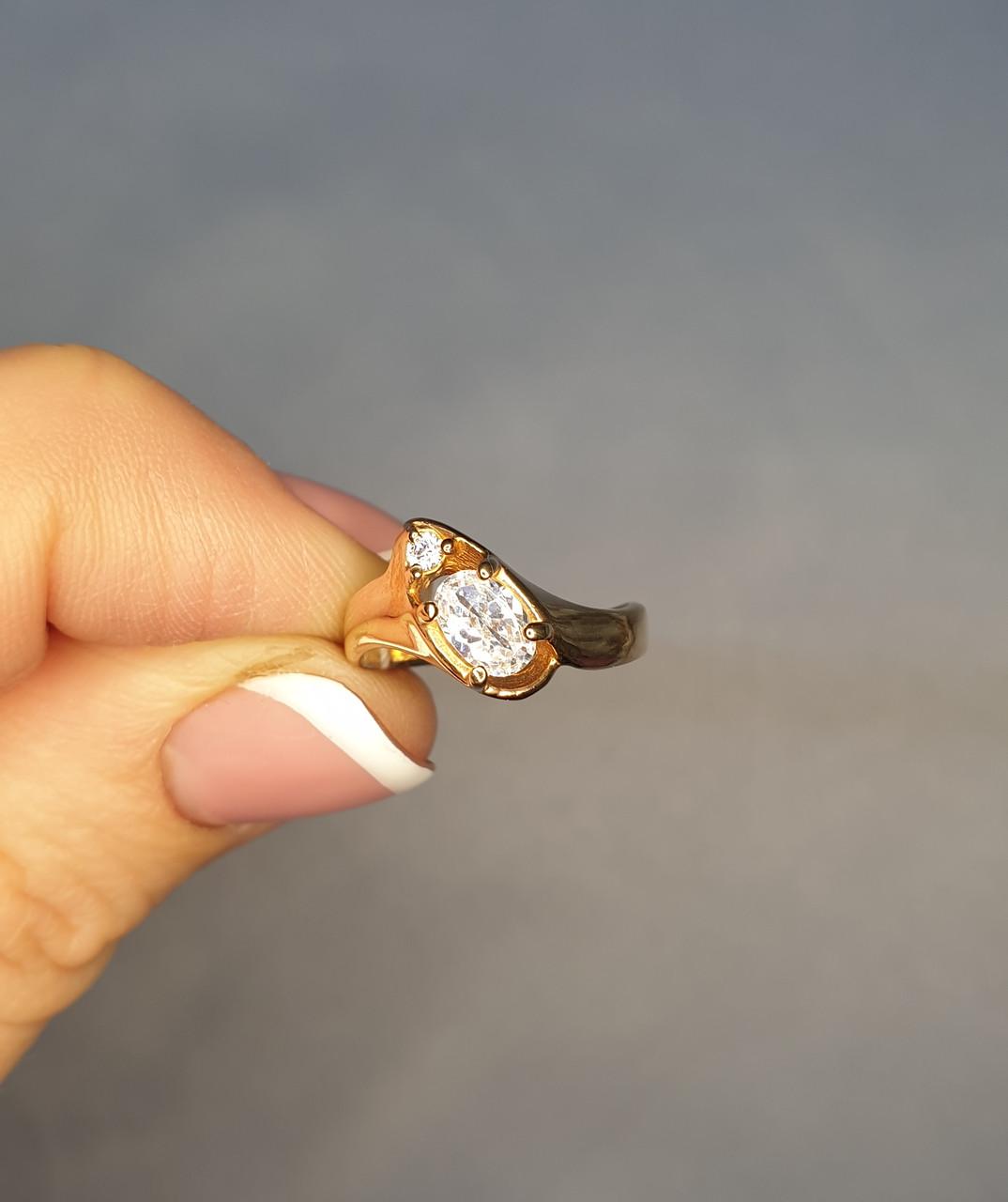 Кольцо позолоченное с фианитом р. 16 2,35 г (1303133675)