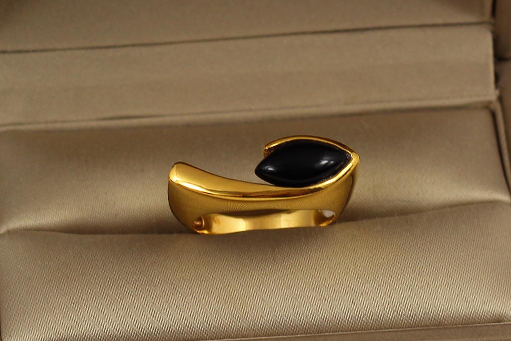Кольцо Xuping Jewelry Глаз черный оникс р. 18 Золотистый (30467539)