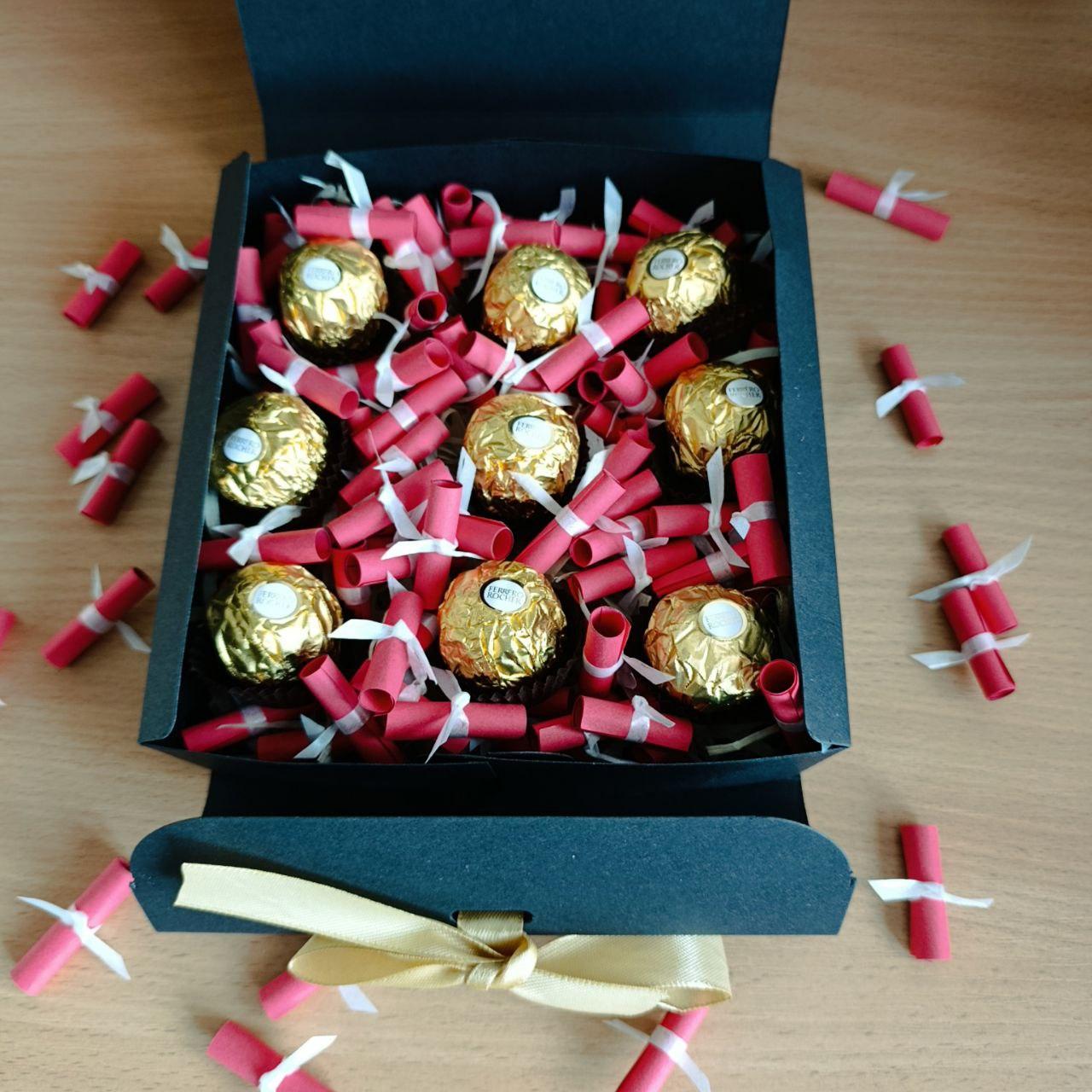 Подарочный бокс для парня с конфетами Ferrero и 101 причиной почему я тебя люблю (ar309) - фото 2 Подарочный бокс для парня с конфетами Ferrero и 101 причиной почему я тебя люблю (ar309) - фото 2