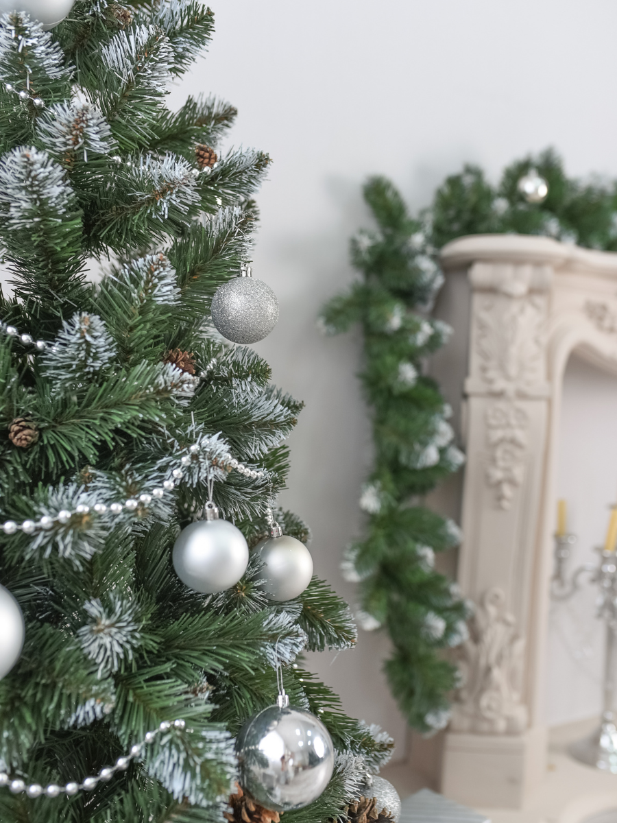 Искусственная елка пушистая со снегом YaLINKA Е18 с шишками из огнеупорного материала 180 см Зеленый (10105513) - фото 14 Искусственная елка пушистая со снегом YaLINKA Е18 с шишками из огнеупорного материала 180 см Зеленый (10105513) - фото 14