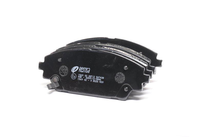 Тормозные колодки дисковые REMSA Mazda 3 1.5/2.0/2.2 13 передние (Remsa 1569.02)