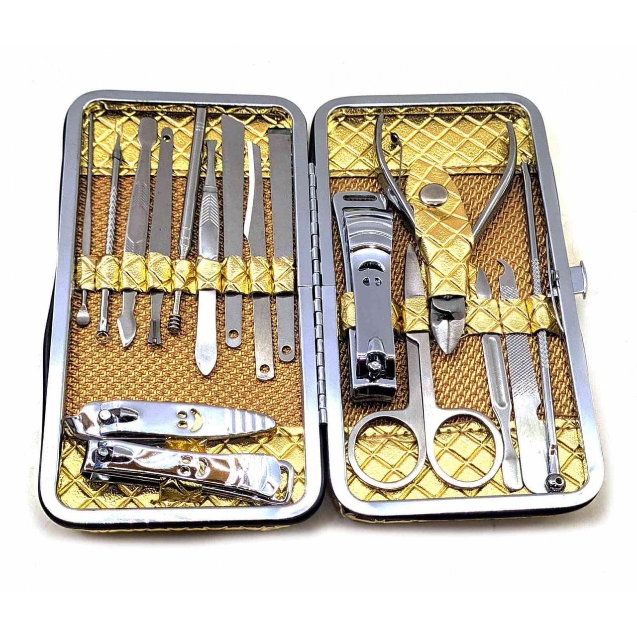 Набір манікюрний 16х8х2 см Золотий (32893) Набір манікюрний 16х8х2 см Золотий (32893)