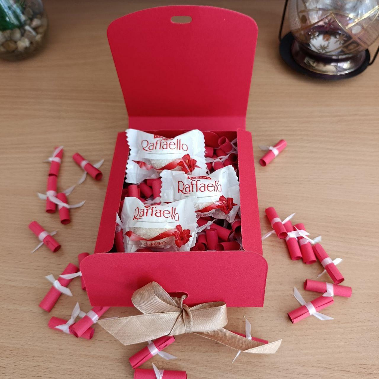 Бокс з цукерками Raffaello та 101 причиною чому я тебе кохаю (ar319)