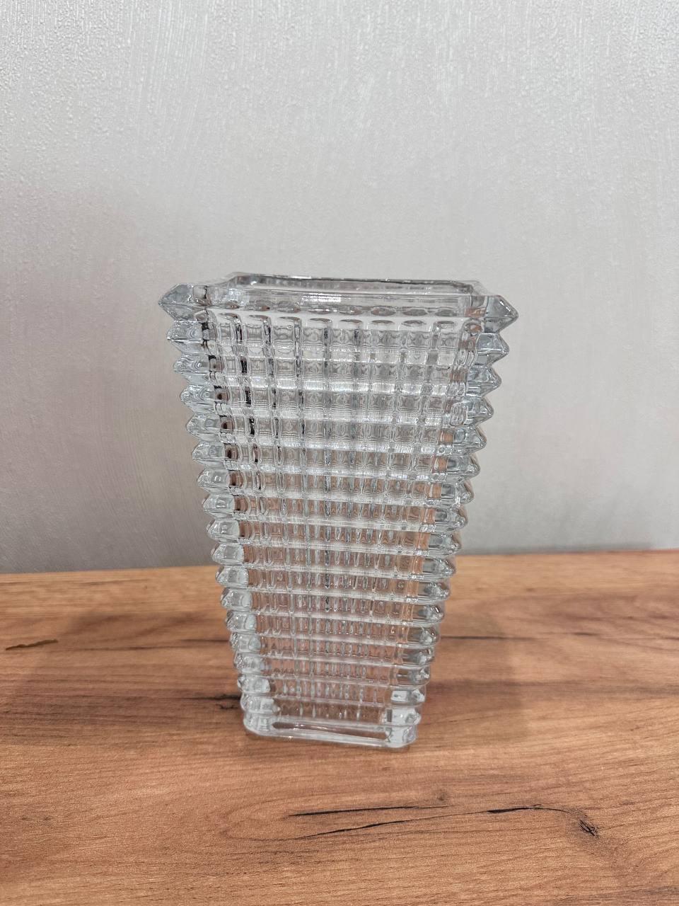Ваза для квітів Jumbo Baccarat із скла 22,5 см Прозорий (15342056) - фото 1 Ваза для квітів Jumbo Baccarat із скла 22,5 см Прозорий (15342056) - фото 1