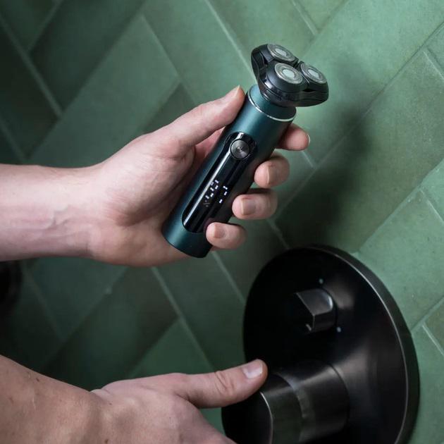 Електробритва акумуляторна Adler AD 2940 з триммером для бороди/носа та вух Black (23160192) - фото 8 Електробритва акумуляторна Adler AD 2940 з триммером для бороди/носа та вух Black (23160192) - фото 8