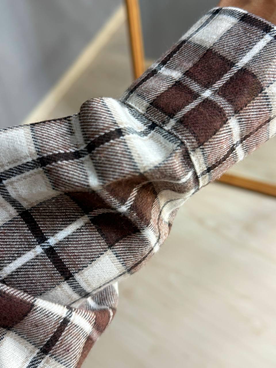 Сорочка жіноча Baoyu 225-1 в клітинку оверсайз фланель OS Світло-коричневий (4764) - фото 6