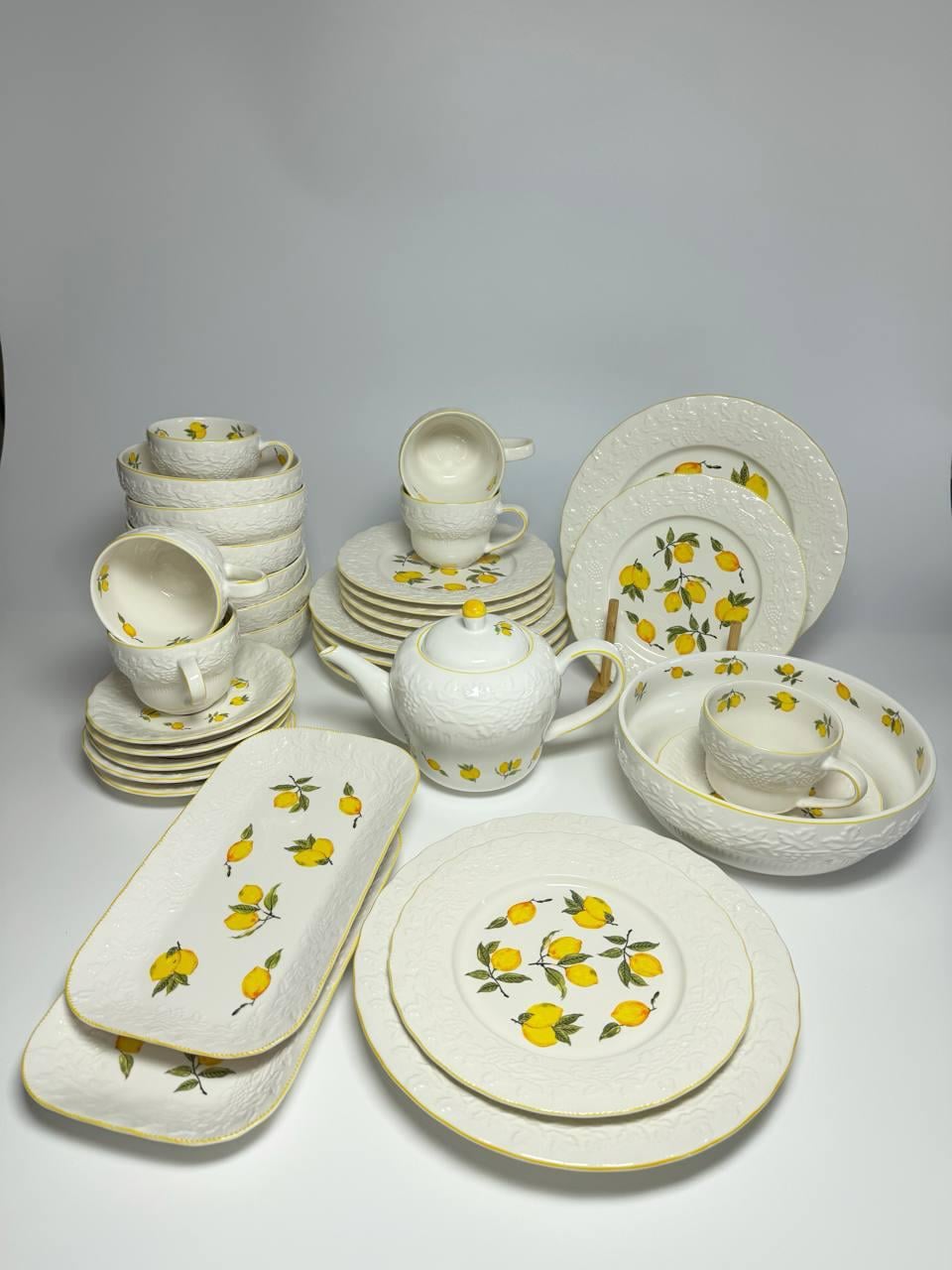 Столовый сервиз Royal Grace RG306 фарфоровый 6 персон 34 предмета Белый