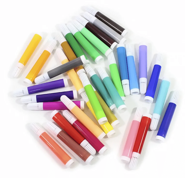 Набор творчества для рисования детский RIAS Art Set 145 предметов в алюминиевом чемодане Pink (3_05906) Набор творчества для рисования детский RIAS Art Set 145 предметов в алюминиевом чемодане Pink (3_05906)