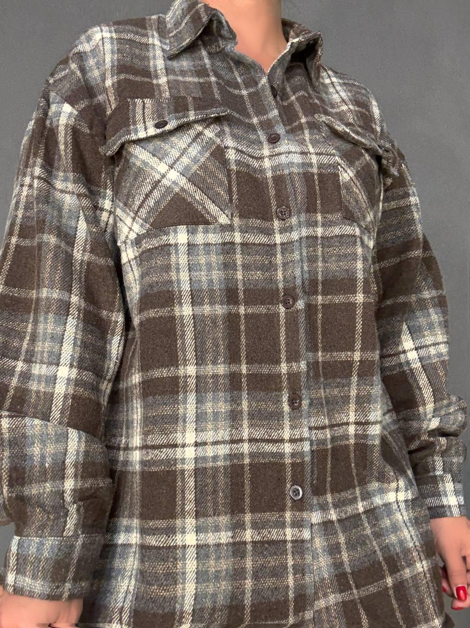 Сорочка жіноча YZY 223 картата оверсайз тепла байка OS Коричневий (5402) - фото 6 Сорочка жіноча YZY 223 картата оверсайз тепла байка OS Коричневий (5402) - фото 6