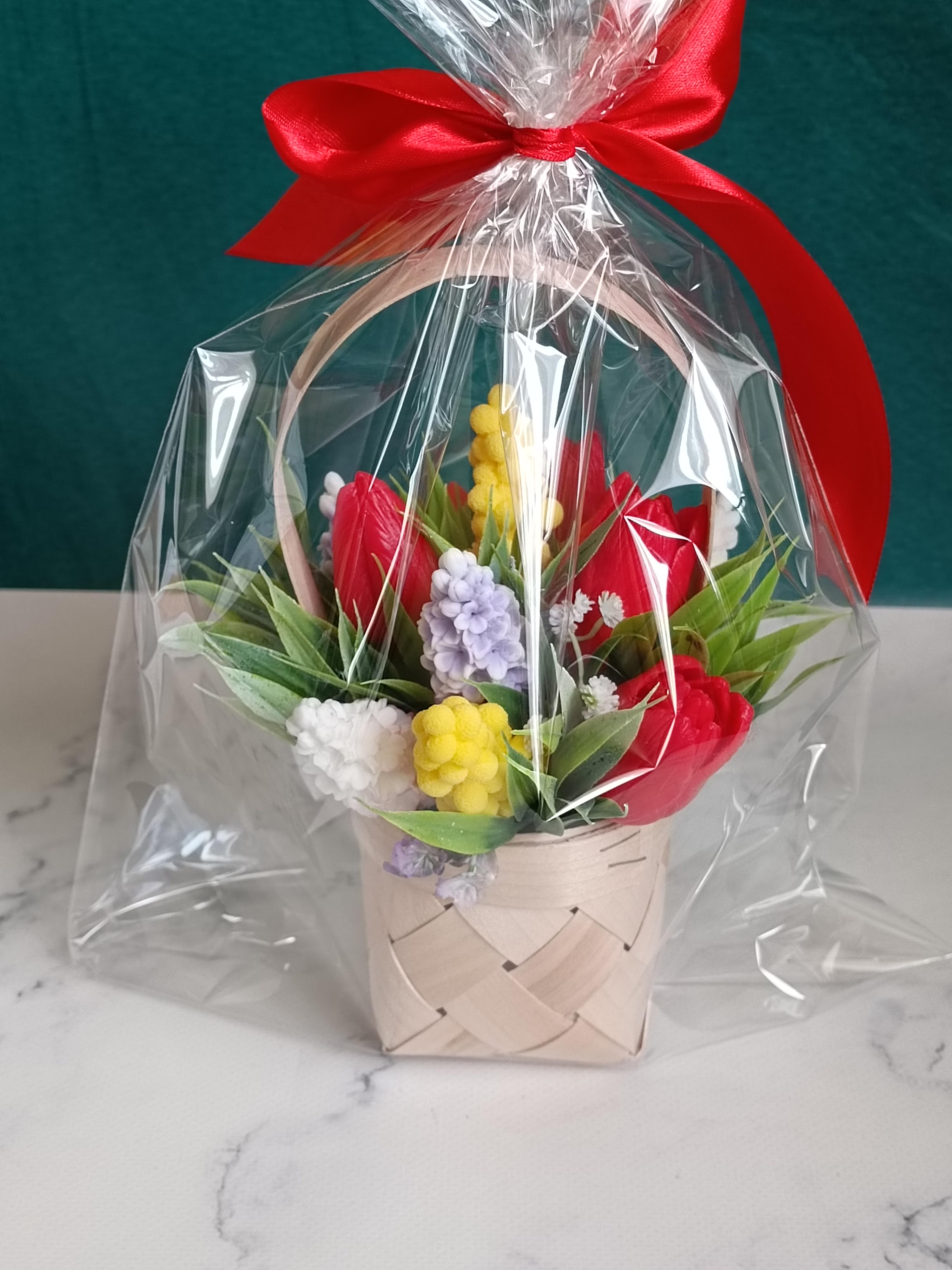 Композиція з мила Тюльпани і бузок 28х18 см (216)