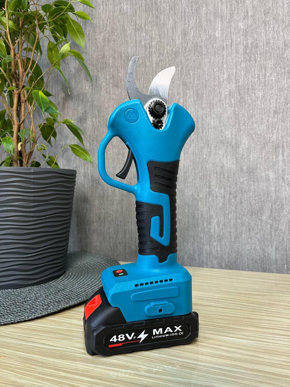 Электросекатор аккумуляторный садовый 48 В (3535) - фото 4