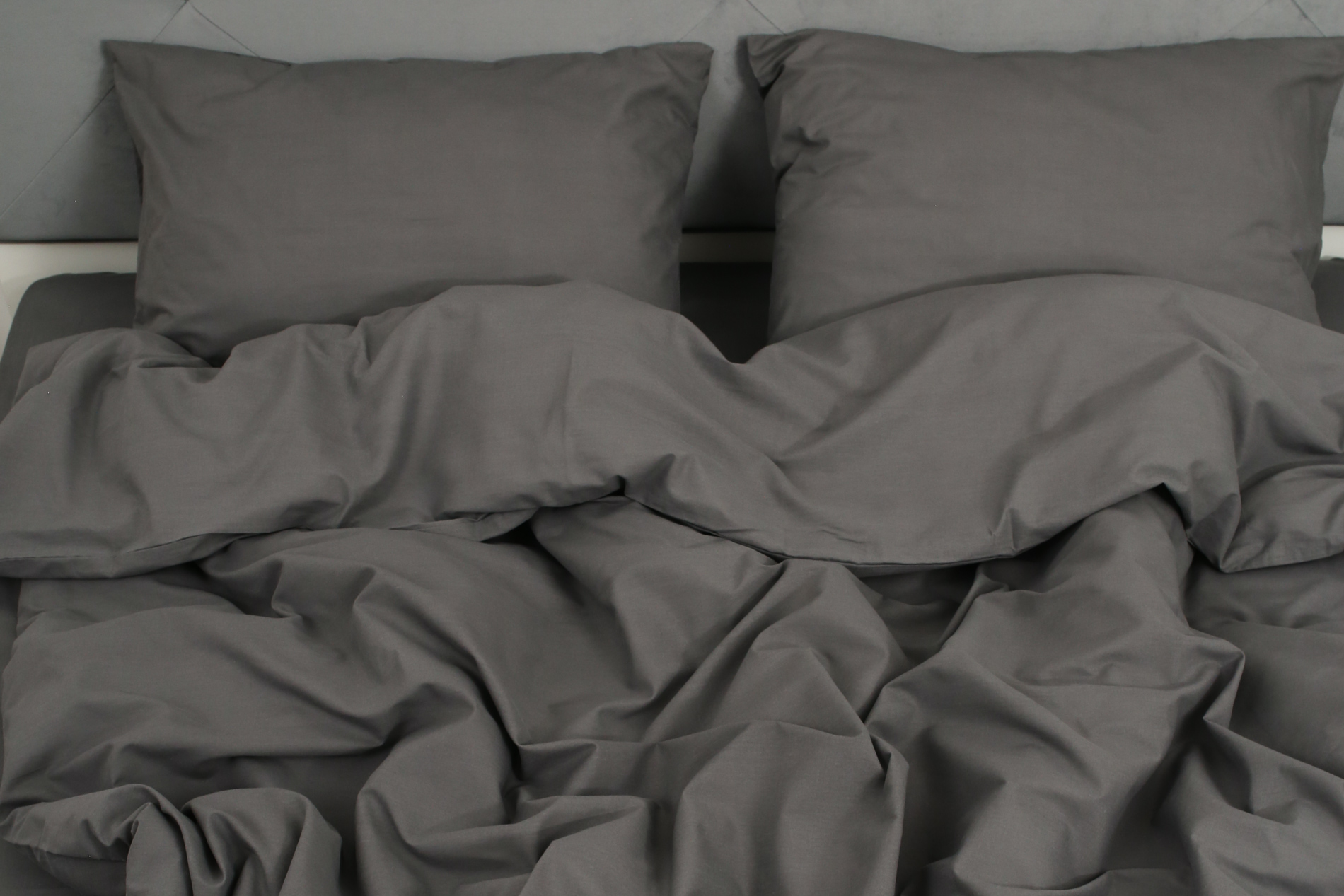 Комплект постельного белья двуспальный Amore GLux-1027 бязь Графитовый (KPB-A2-Glux-1027graphite(70x70)_) - фото 4 Комплект постельного белья двуспальный Amore GLux-1027 бязь Графитовый (KPB-A2-Glux-1027graphite(70x70)_) - фото 4