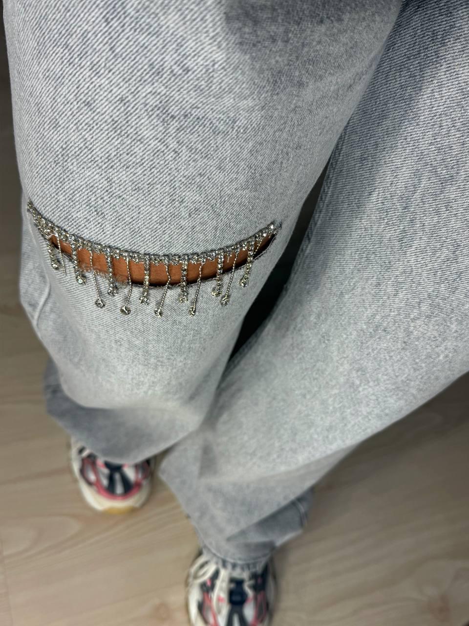 Джинси жіночі ITS Basic 2775 STRAIGHT FIT прямі розріз каміння прямі від стегна р. 38 Сірий (1723) - фото 9 Джинси жіночі ITS Basic 2775 STRAIGHT FIT прямі розріз каміння прямі від стегна р. 38 Сірий (1723) - фото 9