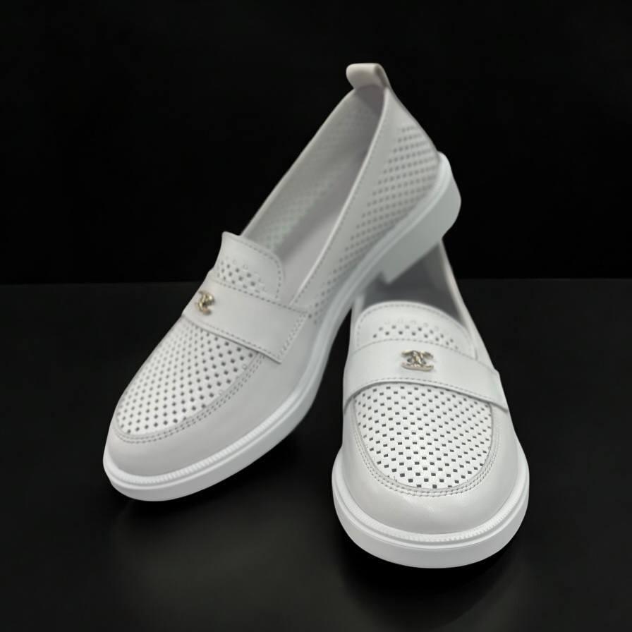 Лофери жіночі шкіряні літні з перфорацією р. 36 Білий (26813220) - фото 4 Лофери жіночі шкіряні літні з перфорацією р. 36 Білий (26813220) - фото 4