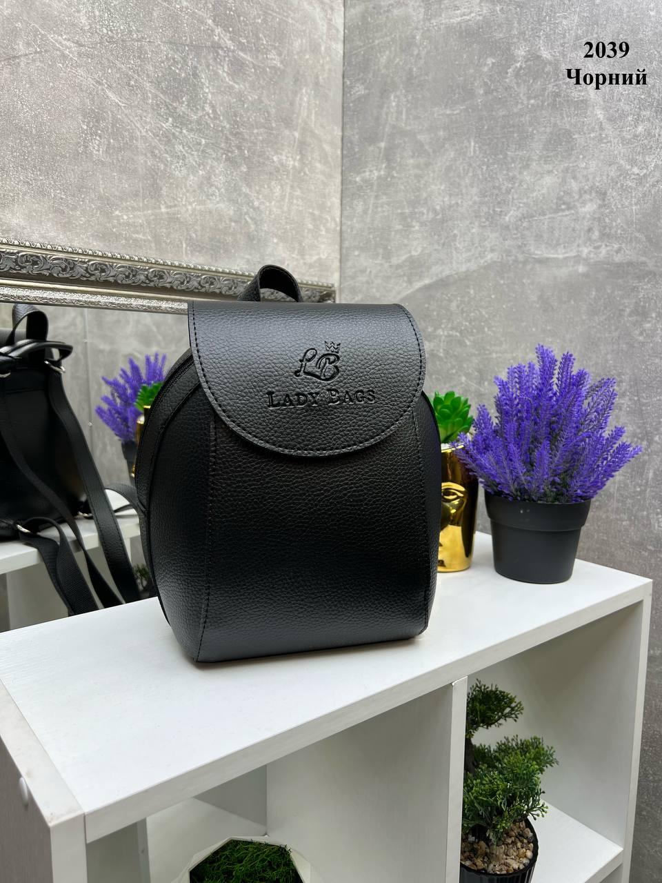 Рюкзак-трансформер через плечо городской под клапаном 25х19 см Черный - фото 3