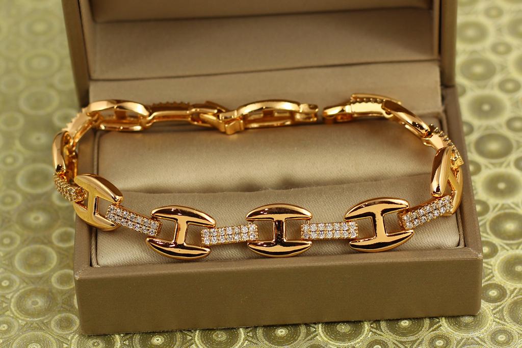 Браслет Xuping Jewelry Триумфатор 19 см 10 мм Золотистый (31235302)