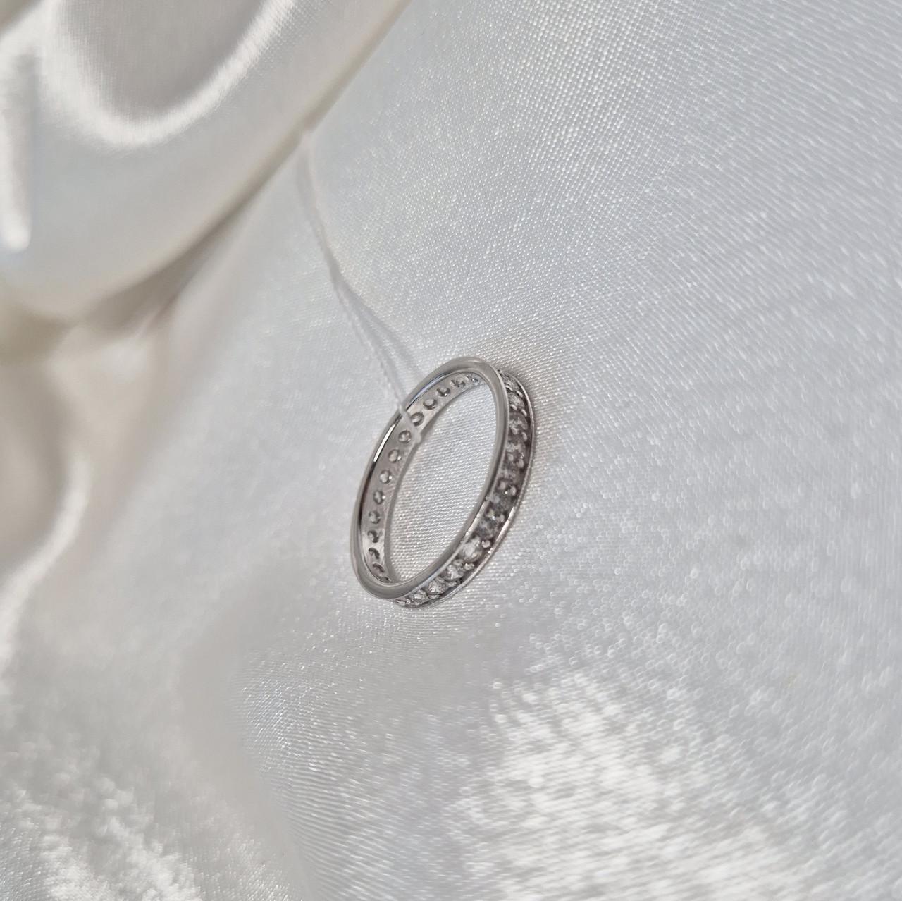 Каблучка доріжка з білими каменями срібло 925 проби родоване 2,20 г р. 19 (1876рк) - фото 4 Каблучка доріжка з білими каменями срібло 925 проби родоване 2,20 г р. 19 (1876рк) - фото 4