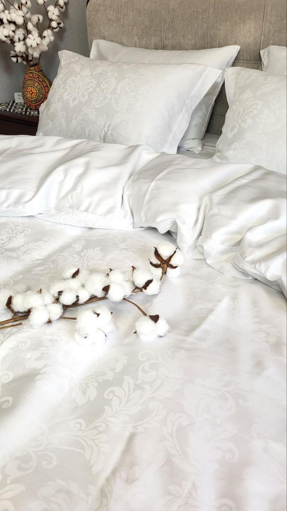 Комплект постельного белья Мир сатин жаккард Premium евро/наволочки 50х70/70х70 см Tiara White (6130) - фото 5