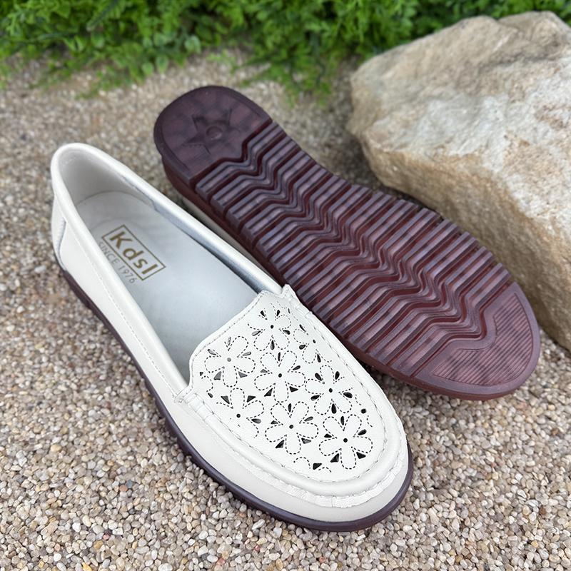 Мокасини жіночі перфорована шкіра Е-007086-6 p. 36 23 см Молочний - фото 4 Мокасини жіночі перфорована шкіра Е-007086-6 p. 36 23 см Молочний - фото 4