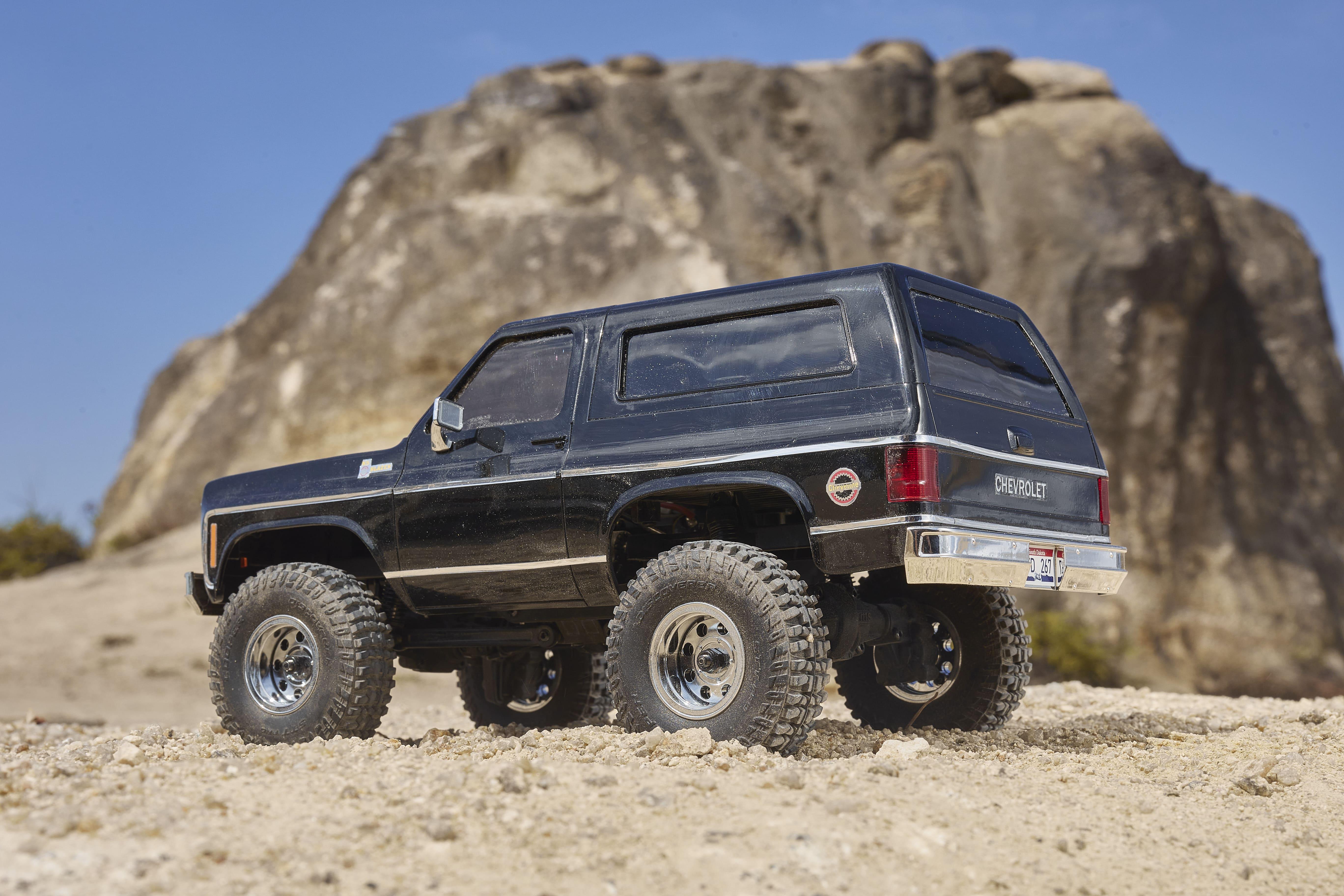 Машинка на радиоуправлении FMS 1:24 FCX24 K5 BLAZE RTR Black - фото 7 Машинка на радиоуправлении FMS 1:24 FCX24 K5 BLAZE RTR Black - фото 7