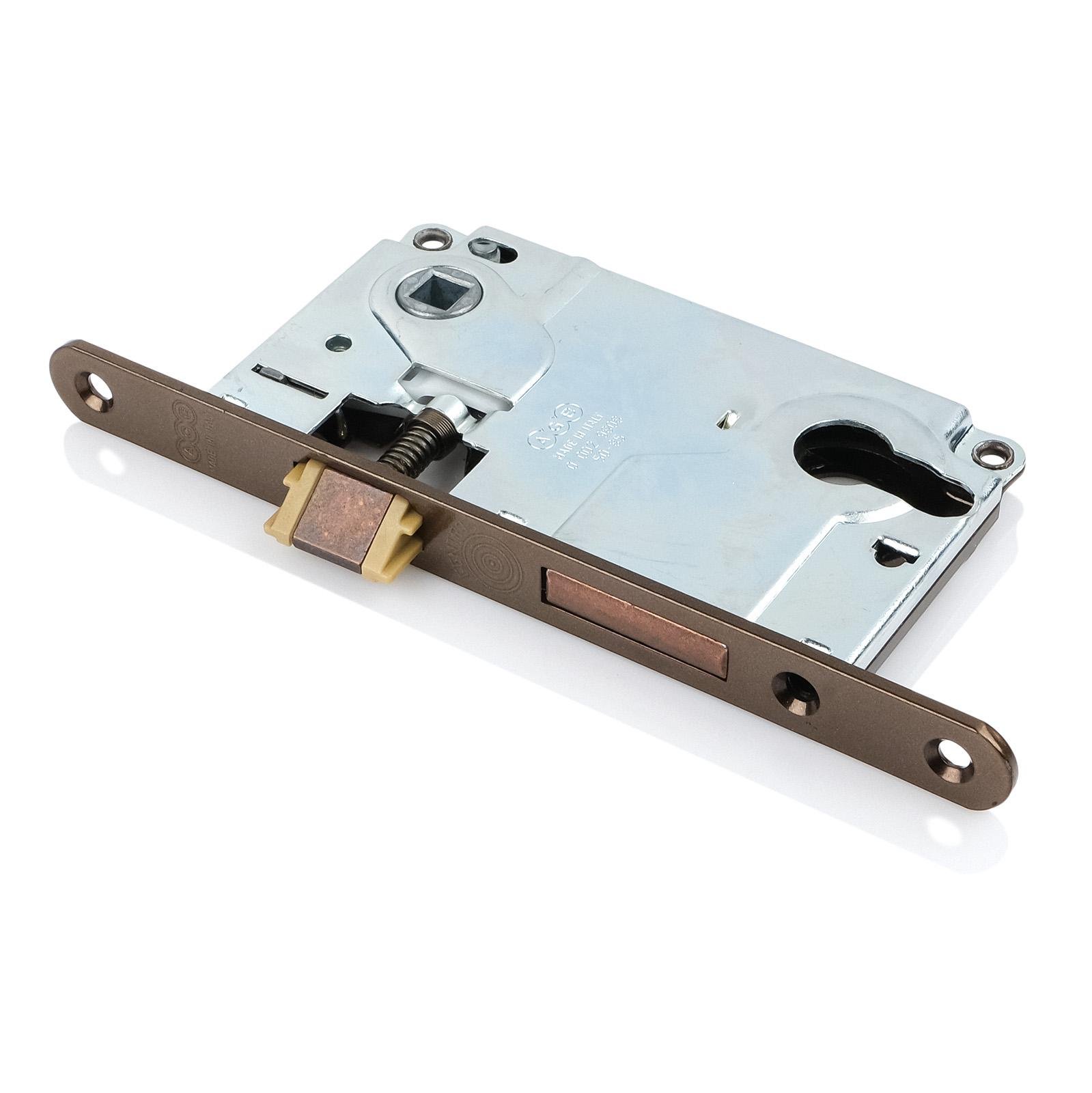 Замок врезной AGB Centro PZ 85/50 мм Бронзовый коричневый (B01025.50.22) - фото 2 Замок врезной AGB Centro PZ 85/50 мм Бронзовый коричневый (B01025.50.22) - фото 2