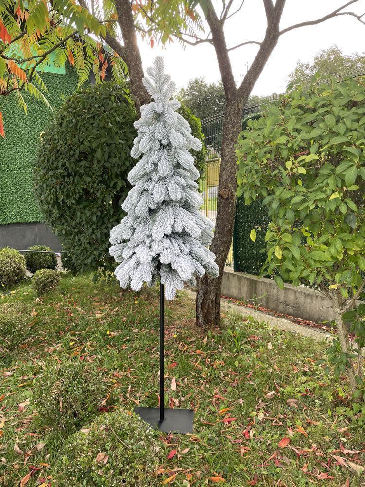 Ялинка лита HVOYA Style Lux вузька на високому металевому стовбурі-підставці 160 см Засніжений (130/160/GS) - фото 3 Ялинка лита HVOYA Style Lux вузька на високому металевому стовбурі-підставці 160 см Засніжений (130/160/GS) - фото 3