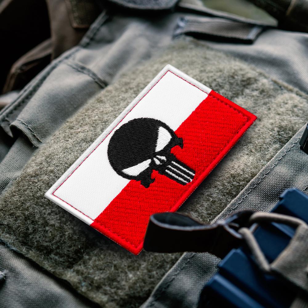 Набор шевронов на липучке Череп Карателя/Знамя Польши 5х8 см 2 шт. (25127) - фото 2 Набор шевронов на липучке Череп Карателя/Знамя Польши 5х8 см 2 шт. (25127) - фото 2