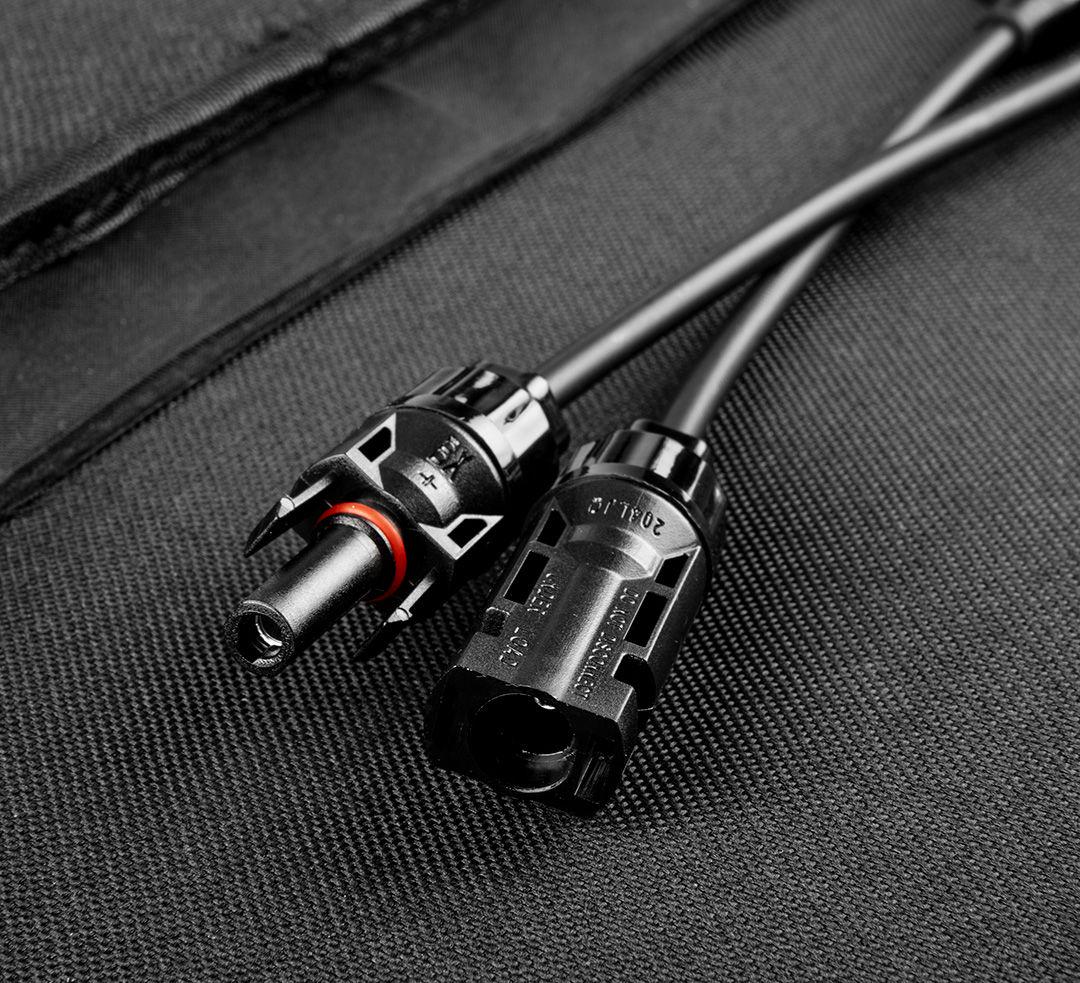 Портативний зарядний пристрій NEO tools з сонячною панеллю 140 Вт - фото 14 Портативний зарядний пристрій NEO tools з сонячною панеллю 140 Вт - фото 14