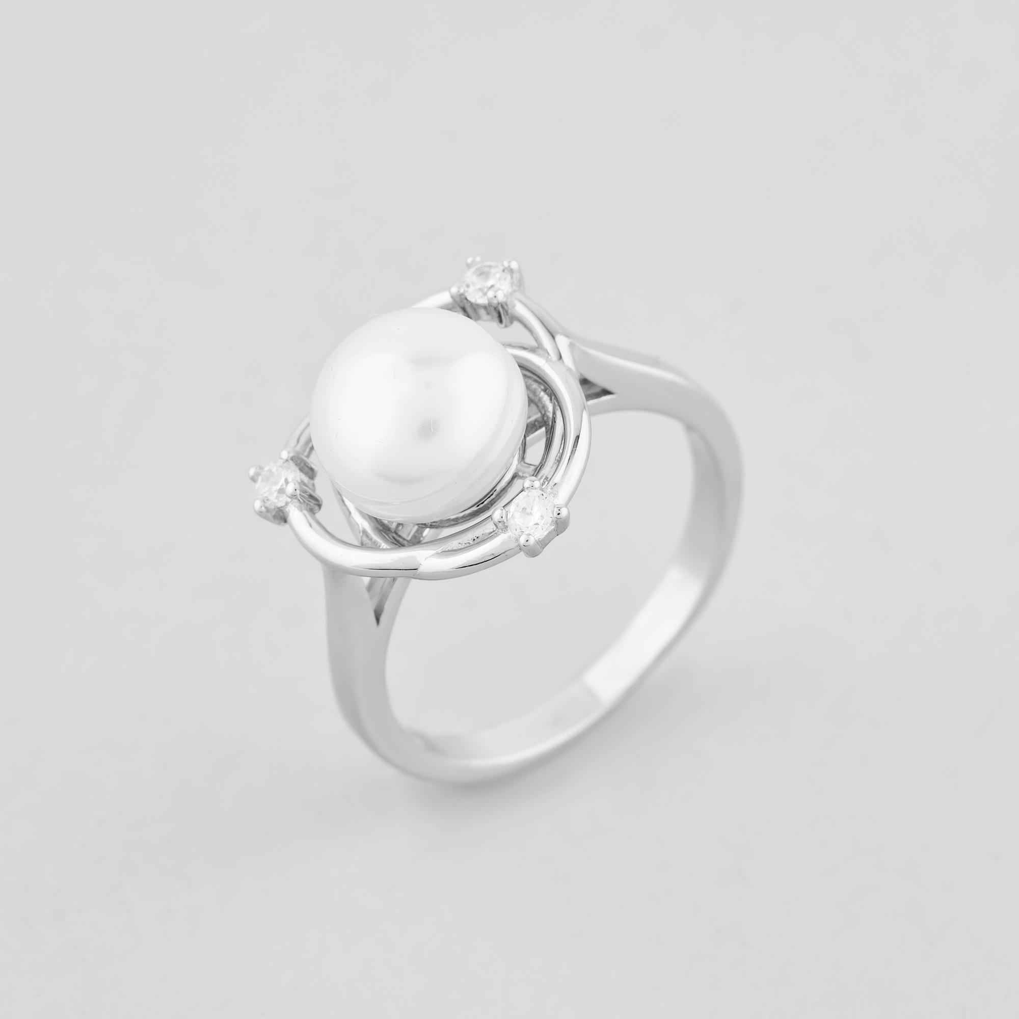 Серебряное кольцо Minimal Жемчужина р. 17 (13451)