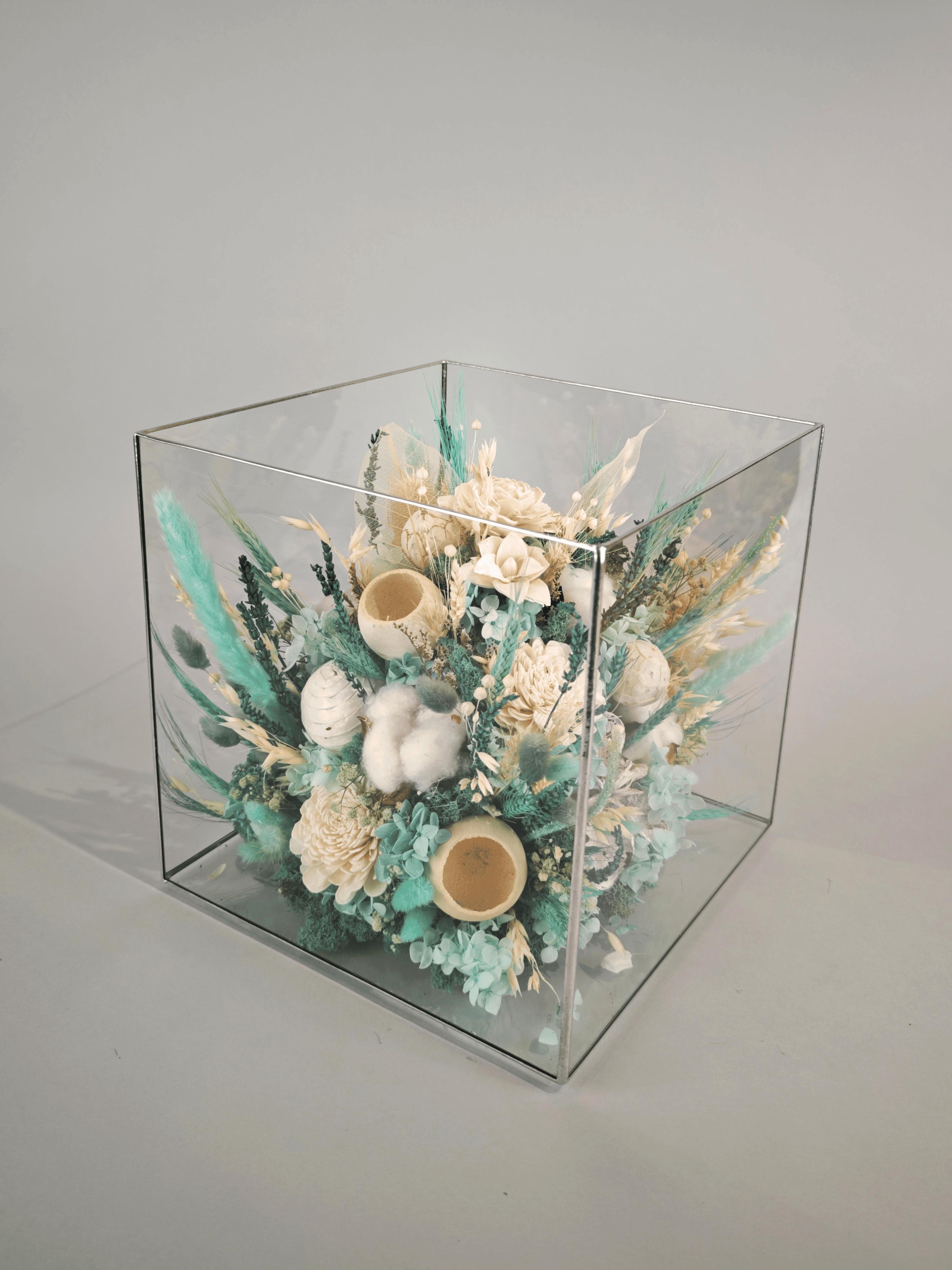 Сухоцветы скорби траурные ритуальные под стеклом Помня о тебе куб 30х30 см