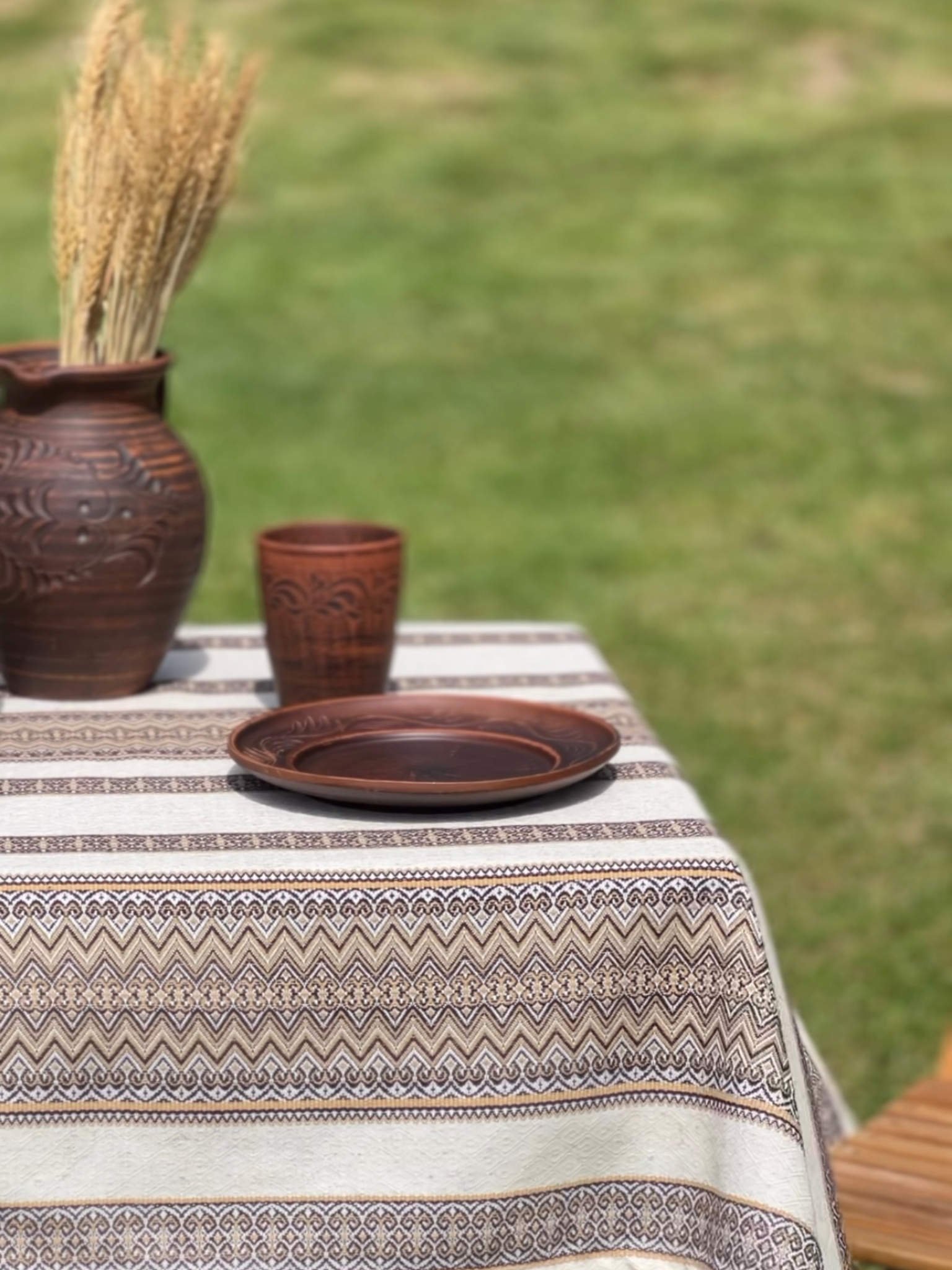 Скатертина лляна великодня Стожари з українським орнаментом 220x150 см Коричневий (1907-4) - фото 6 Скатертина лляна великодня Стожари з українським орнаментом 220x150 см Коричневий (1907-4) - фото 6