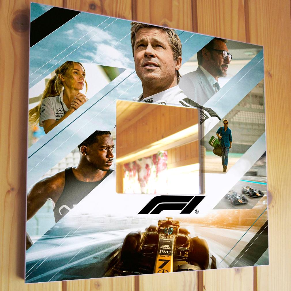 Зеркало декоративное Фильм "Формула F1" Брэд Питт 260х260 мм (M04646)