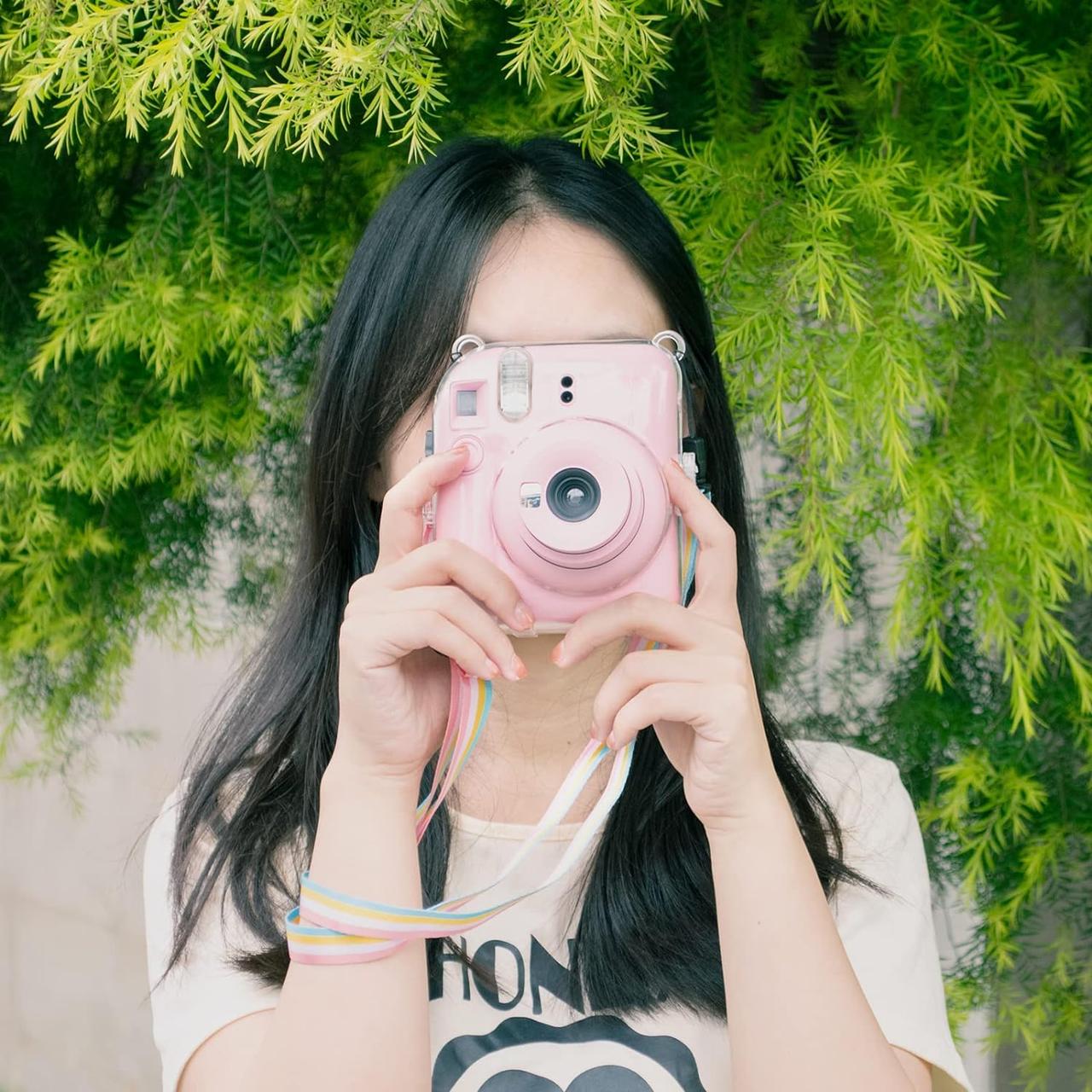 Подарунковий набір Fujifilm Instax Mini 12 фотопапір 20 шт./чохол/фотоальбом 64 фото Рожевий - фото 10 Подарунковий набір Fujifilm Instax Mini 12 фотопапір 20 шт./чохол/фотоальбом 64 фото Рожевий - фото 10