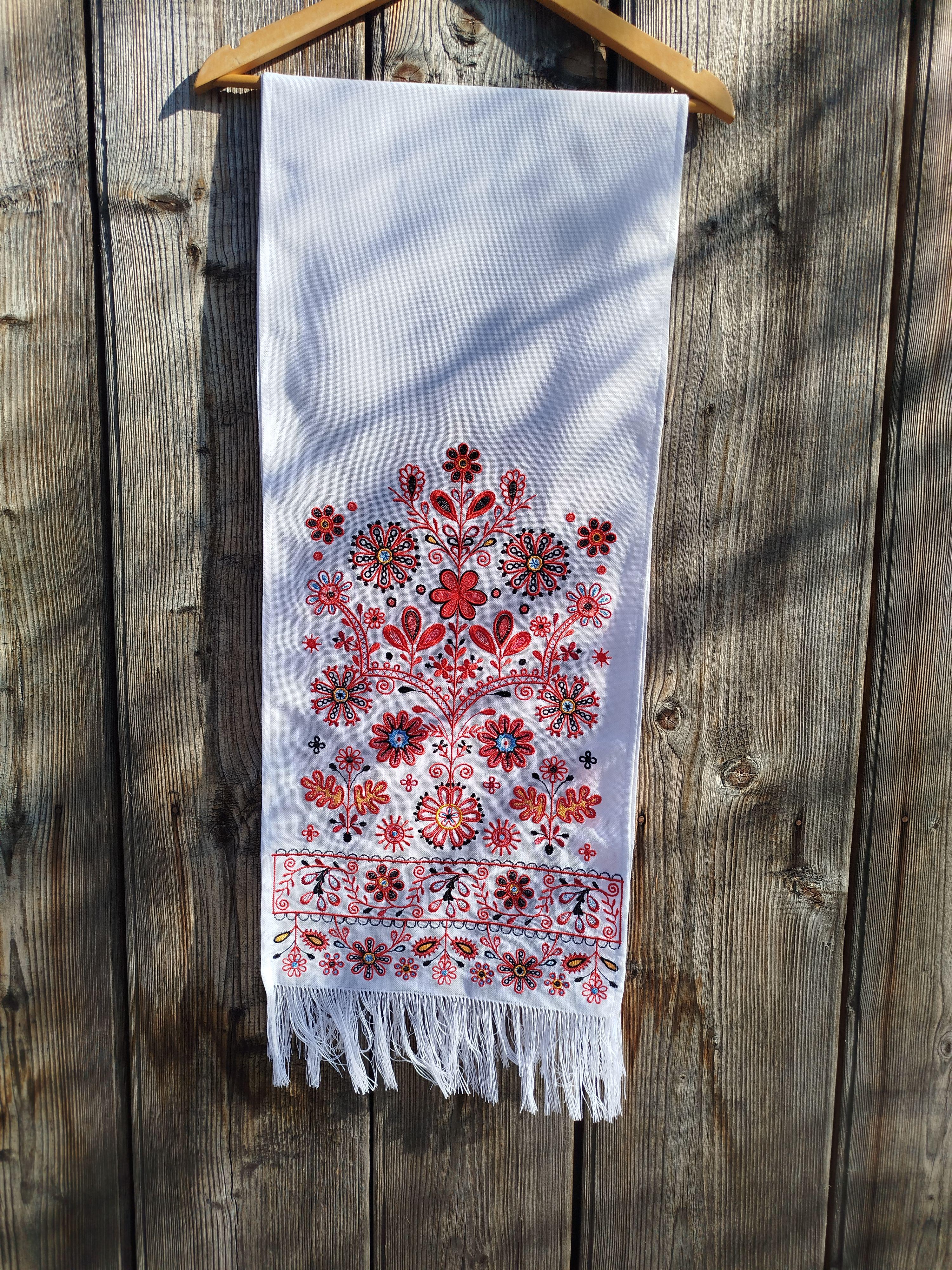 Рушник вишиваний на домотканому полотні (03218) - фото 2 Рушник вишиваний на домотканому полотні (03218) - фото 2