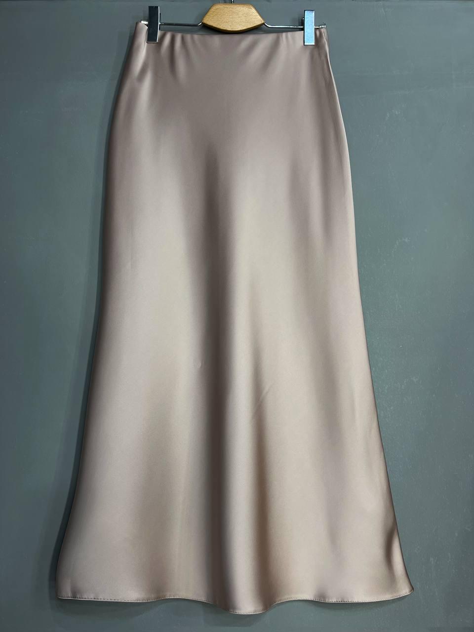 Юбка женская Gritana 230 атласная королевский шелк с разрезом на резинке S Бежевый (26468186) - фото 2